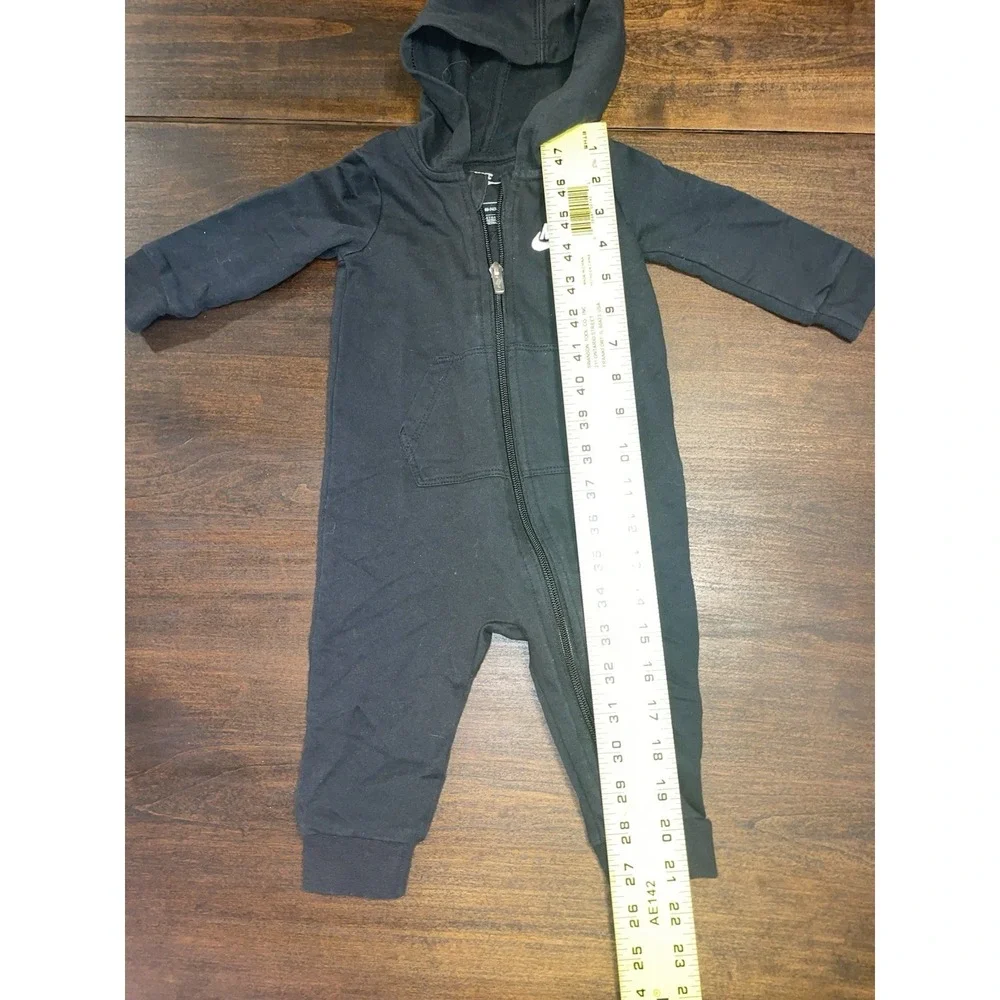 Nike Newborn Infants 9 Mo Zip Front Long Sleeve Hooded Coveralls One Piece Black